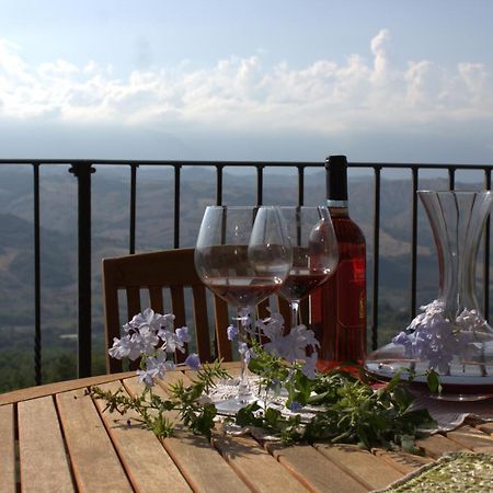 B&B "Za' Vittoria"#Lagodibomba Exterior photo