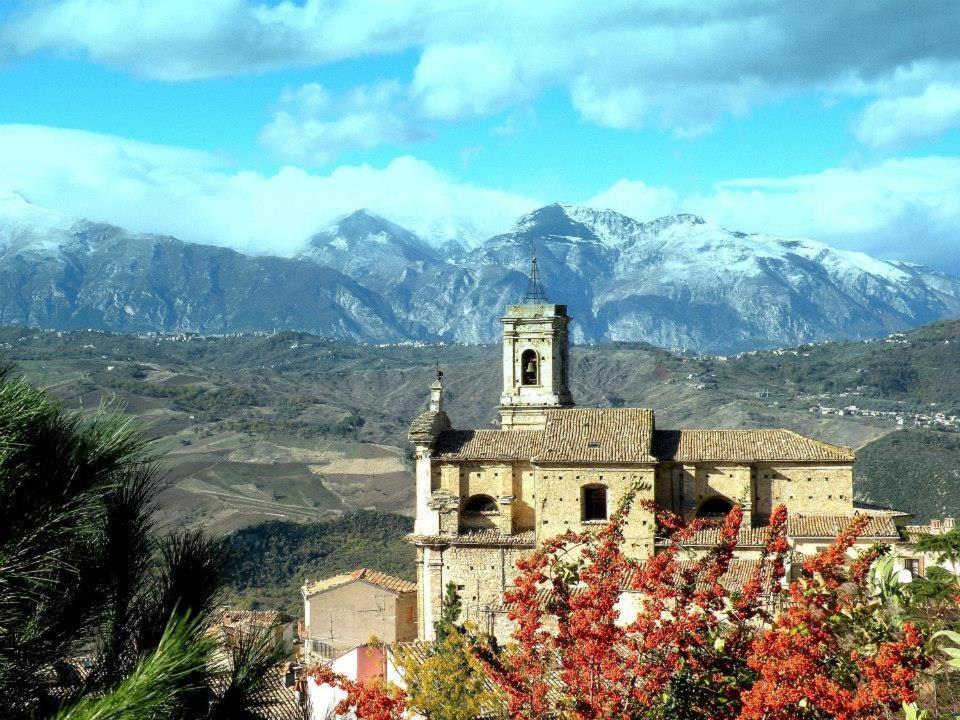 B&B "Za' Vittoria"#Lagodibomba Exterior photo