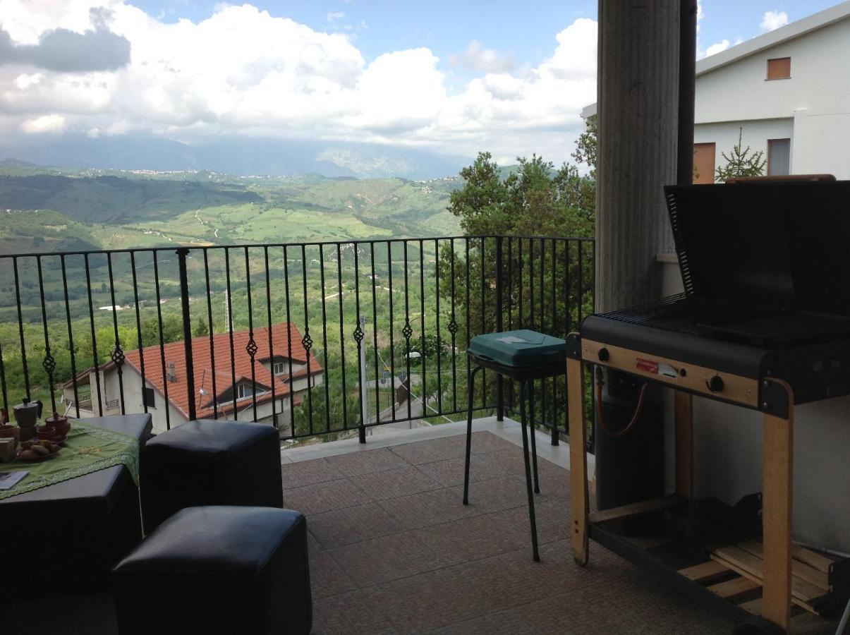 B&B "Za' Vittoria"#Lagodibomba Exterior photo